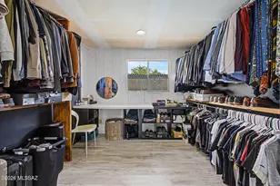 7951 E Hawthorne St, Tucson, AZ 85710 - Photo 25