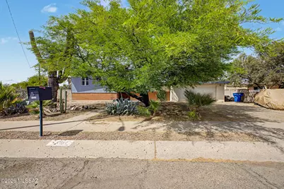 7951 E Hawthorne Street, Tucson, AZ 85710 - Photo 1