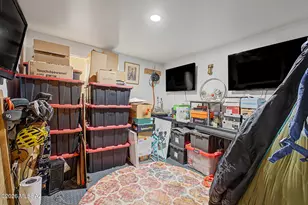7951 E Hawthorne St, Tucson, AZ 85710 - Photo 37