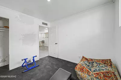 7951 E Hawthorne Street, Tucson, AZ 85710 - Photo 29