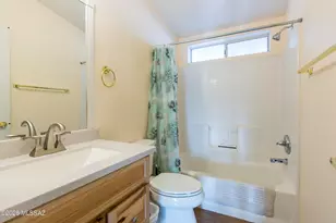 1045 W Barbara Pl, Oracle, AZ 85623 - Photo 19