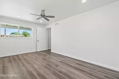 5466 S Santa Cruz Avenue, Tucson, AZ 85706 - Photo 15