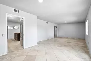 221 W Calle Canon De Faber, Green Valley, AZ 85614 - Photo 21