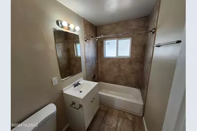 2116 N Bell Avenue, Tucson, AZ 85712 - Photo 11