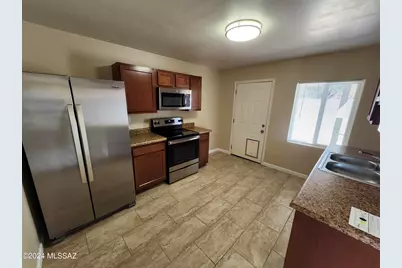 2116 N Bell Avenue, Tucson, AZ 85712 - Photo 3