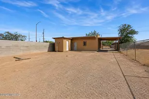 402 W 41st St, Tucson, AZ 85713 - Photo 19