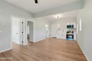 402 W 41st St, Tucson, AZ 85713 - Photo 7