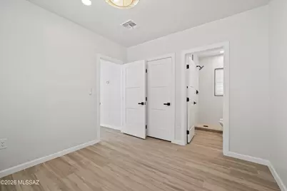 717 N 7th Avenue #C, Tucson, AZ 85705 - Photo 9