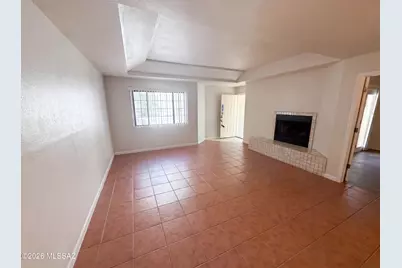 1200 E River Road #L158, Tucson, AZ 85718 - Photo 3