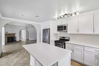 2558 E Glenn Street, Tucson, AZ 85716 - Photo 9