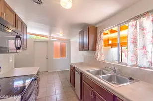 6825 E Oberlin Dr, Tucson, AZ 85710 - Photo 9