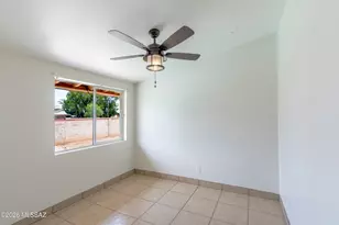 6825 E Oberlin Dr, Tucson, AZ 85710 - Photo 17