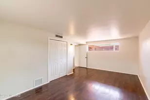 6825 E Oberlin Dr, Tucson, AZ 85710 - Photo 25