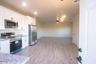 670 W Wyoming St, Tucson, AZ 85706 - Photo 5