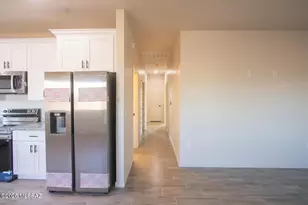 670 W Wyoming St, Tucson, AZ 85706 - Photo 5