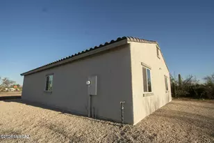 670 W Wyoming St, Tucson, AZ 85706 - Photo 15