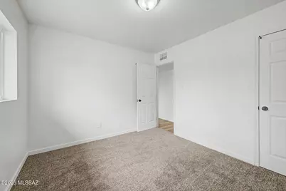 2709 E Norton Vista, Tucson, AZ 85713 - Photo 11