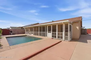 12383 W Jenero Dr, Arizona City, AZ 85123 - Photo 5