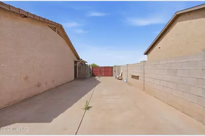 12383 W Jenero Drive, Arizona City, AZ 85123 - Photo 29