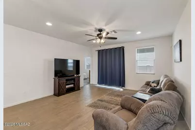 11014 S Rila Drive, Vail, AZ 85641 - Photo 11