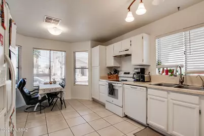 4697 W Globeberry Street, Tucson, AZ 85741 - Photo 5