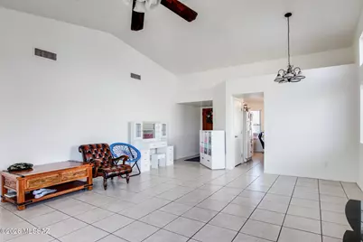 4697 W Globeberry Street, Tucson, AZ 85741 - Photo 13