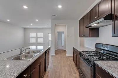 10002 N Guayacan Trail, Marana, AZ 85653 - Photo 5