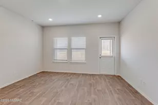 10002 N Guayacan Trail, Marana, AZ 85653 - Photo 9