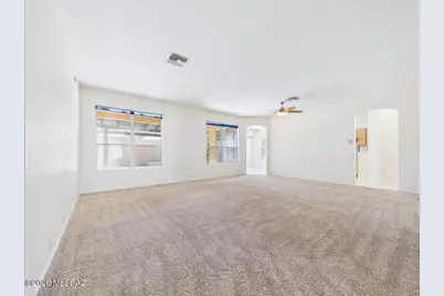 9990 N Stratton Saddle Trail, Tucson, AZ 85742 - Photo 5