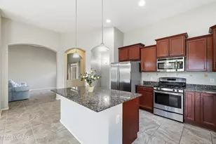 8767 W Cadwell Way, Marana, AZ 85653 - Photo 13
