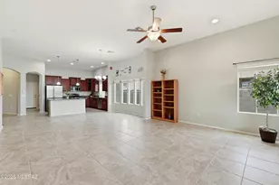 8767 W Cadwell Way, Marana, AZ 85653 - Photo 9