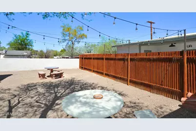 2027 E Hawthorne Street, Tucson, AZ 85719 - Photo 7