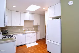 2027 E Hawthorne St, Tucson, AZ 85719 - Photo 15