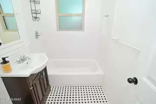 2027 E Hawthorne St, Tucson, AZ 85719 - Photo 37