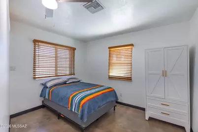 802 E Silverlake Road, Tucson, AZ 85713 - Photo 39