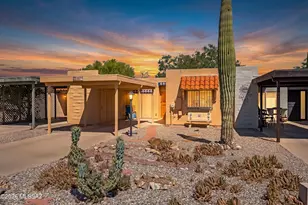 307 N Calle De Las Profetas, Green Valley, AZ 85614 - Photo 1