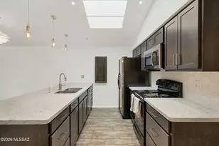 997 W Paria Ln, Tucson, AZ 85704 - Photo 5