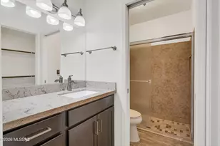 997 W Paria Ln, Tucson, AZ 85704 - Photo 13