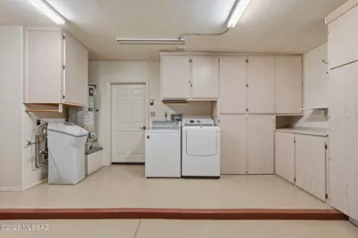490 S Corte Del Poeta, Green Valley, AZ 85614 - Photo 39