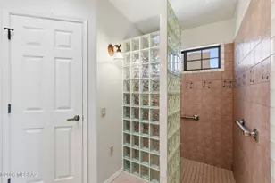 490 S Corte Del Poeta, Green Valley, AZ 85614 - Photo 31