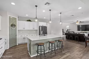 10957 W Renwick Dr, Marana, AZ 85653 - Photo 7