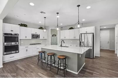 10957 W Renwick Drive, Marana, AZ 85653 - Photo 9