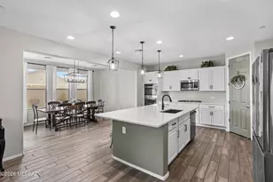 10957 W Renwick Dr, Marana, AZ 85653 - Photo 11