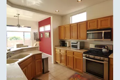 14256 N Greenspun Place, Oro Valley, AZ 85755 - Photo 9