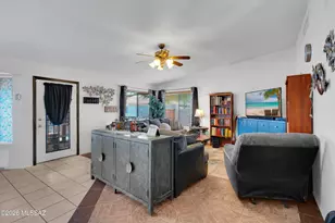 1537 W Thatcher St, Tucson, AZ 85746 - Photo 11