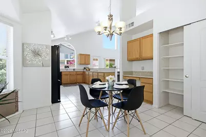 1380 W Copper Creek Place, Oro Valley, AZ 85737 - Photo 13