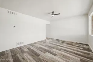 246 E President St, Tucson, AZ 85714 - Photo 5