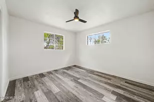 246 E President St, Tucson, AZ 85714 - Photo 7