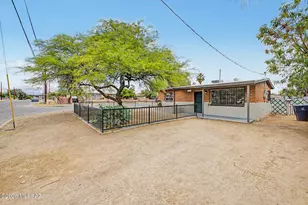 246 E President St, Tucson, AZ 85714 - Photo 17
