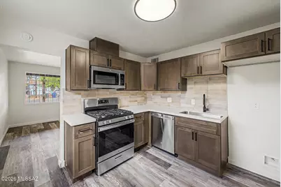 246 E President Street, Tucson, AZ 85714 - Photo 3